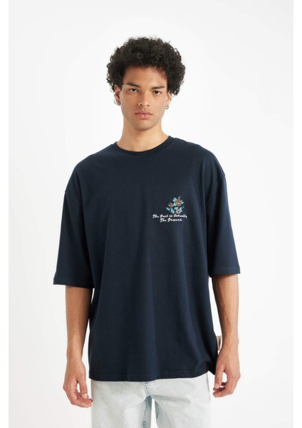 %100 Pamuk Loose Fit Bisiklet Yaka Sırt Baskılı Kısa Kollu Tişört B4320AX24AU