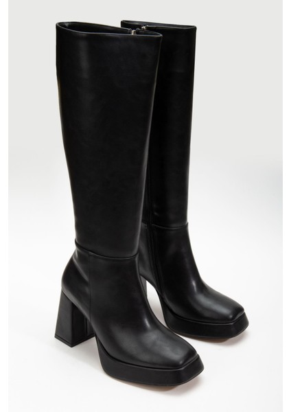 Tilbe Topuklu Deri Çizme Siyah fırsatları