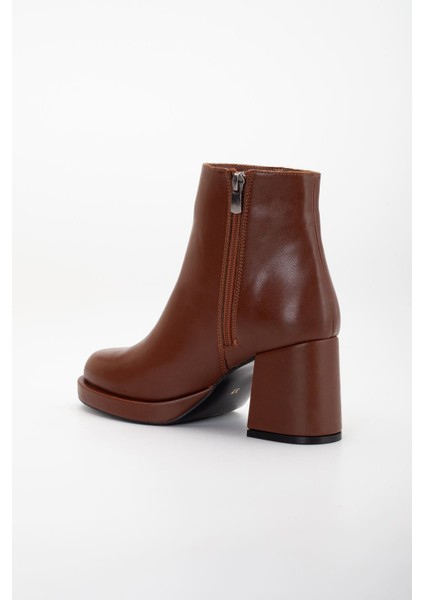 Mina Topuklu Bot Bej fırsatları