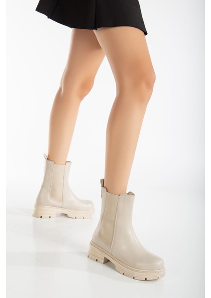 Luna Yanı Lastikli Rugan Bot Siyah fiyatları