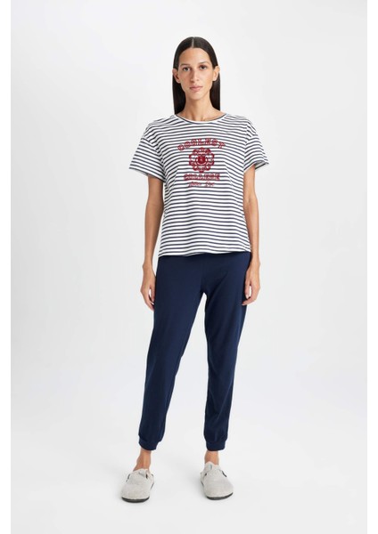 Pijama Takım Çizgili Baskılı Kısa Kollu Üst Basic Düz Beli Lastikli Alt-Fall in Love C5125AX24AU