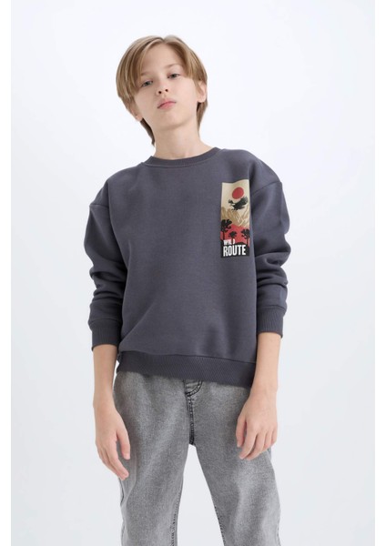 Erkek Çocuk Oversize Geniş Kalıp Bisiklet Yaka Sırt Baskılı Sweatshirt D5787A824WN