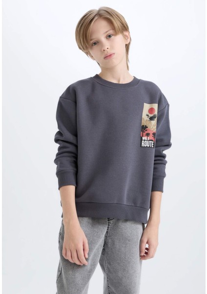Erkek Çocuk Oversize Geniş Kalıp Bisiklet Yaka Sırt Baskılı Sweatshirt D5787A824WN