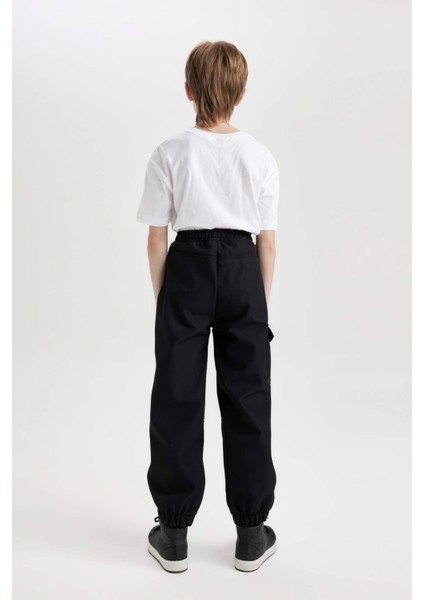 Erkek Çocuk Beli ve Paçası Lastikli Kargo Cepli Pelüş Polar Astarlı Siyah Jogger Pantolon D3460A824WN