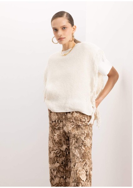 Relax Fit Bisiklet Yaka Basic Düz Selanik Kumaş Püsküllü Triko Süveter D5312AX24AU