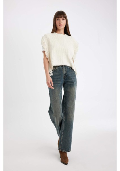 Relax Fit Bisiklet Yaka Basic Düz Selanik Kumaş Püsküllü Triko Süveter D5312AX24AU