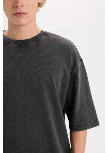 Loose Fit Bisiklet Yaka Yıkamalı Soluk Efektli Kısa Kollu Tişört C0709AX25SP