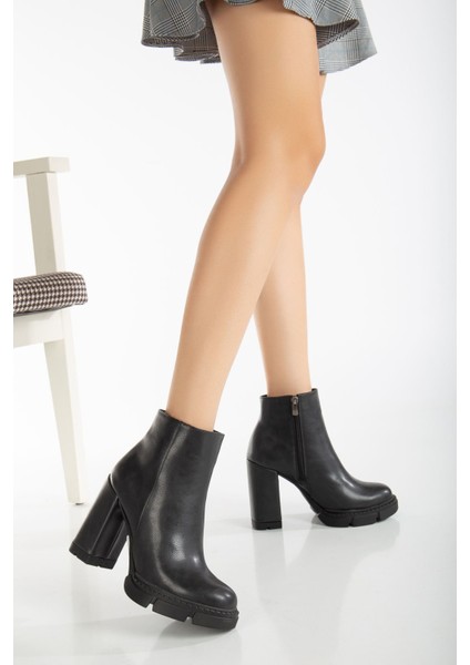 Zeta Platform Topuk Süet Bot Siyah fiyatları