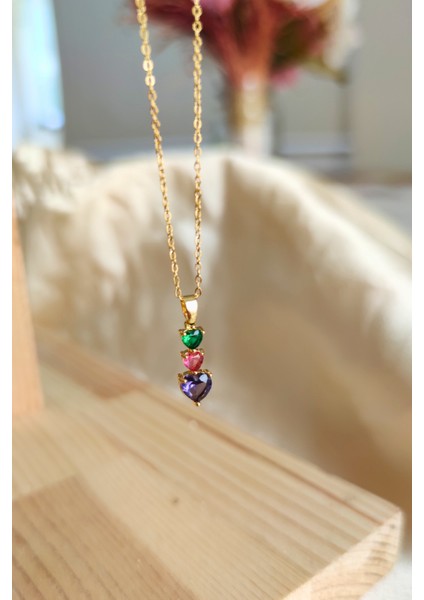 Üç Renkli Taşlı Gold Zincirli Zarif Çelik Kolye fırsatları