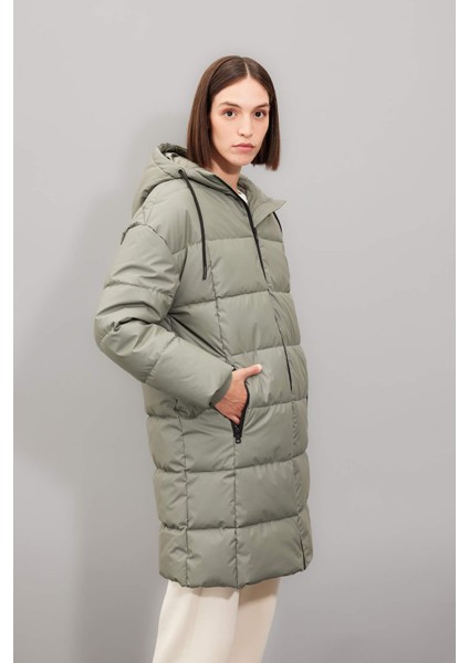 Regular Fit Kapüşonlu Fermuarlı Cepli Parka D5953AX24WN