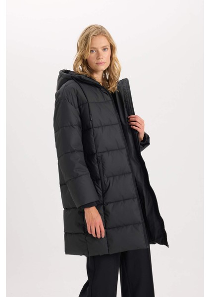 Regular Fit Kapüşonlu Fermuarlı Cepli Parka D5953AX24WN