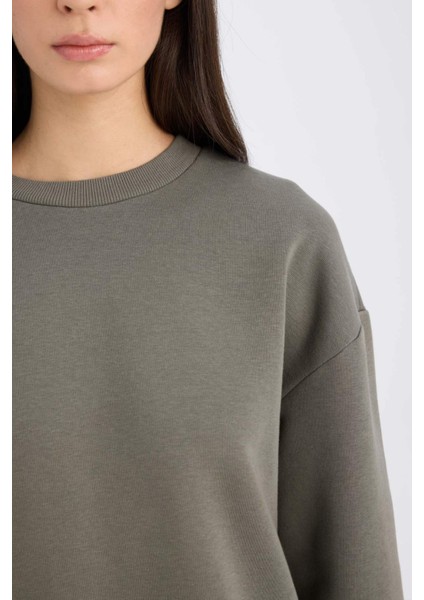 Boxy Fit Bisiklet Yaka Kalın Basic Düz Sweatshirt B8568AX24WN