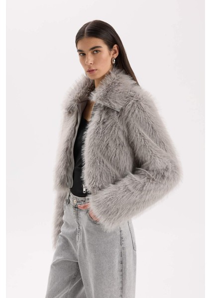 Regular Fit Cepli Fermuarlı Kısa Suni Kürk Ceket Mont D5956AX24WN