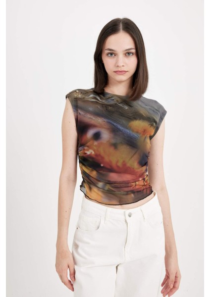 Fitted Vücuda Oturan Bisiklet Yaka Desenli Büzgü Detaylı Tül Kısa Kollu Tişört D5323AX24AU