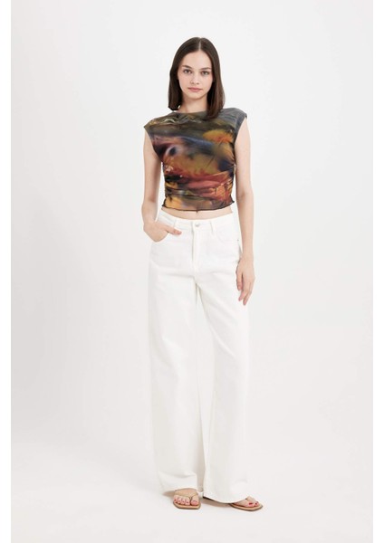 Fitted Vücuda Oturan Bisiklet Yaka Desenli Büzgü Detaylı Tül Kısa Kollu Tişört D5323AX24AU