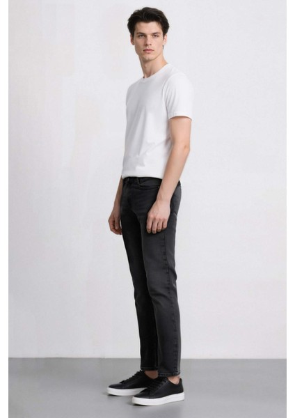 Pedro Slim Fit Dar Kalıp Normal Bel Dar Paça Jean Pantolon D5480AX25SP