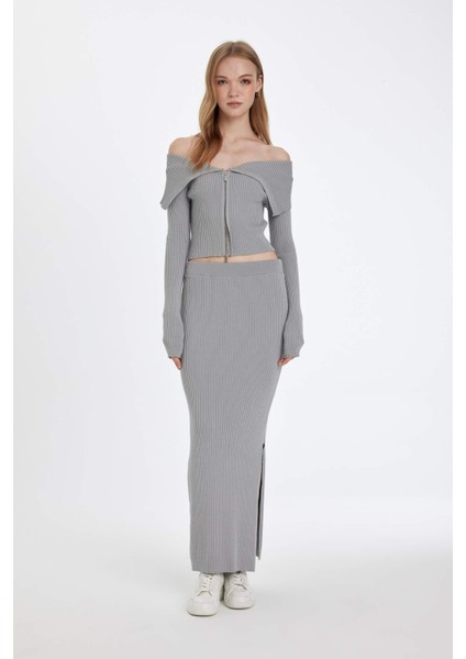 Slim Fit Dar Kesim Beli Lastikli Basic Düz Yırtmaçlı Maxi Triko Etek D5390AX24AU