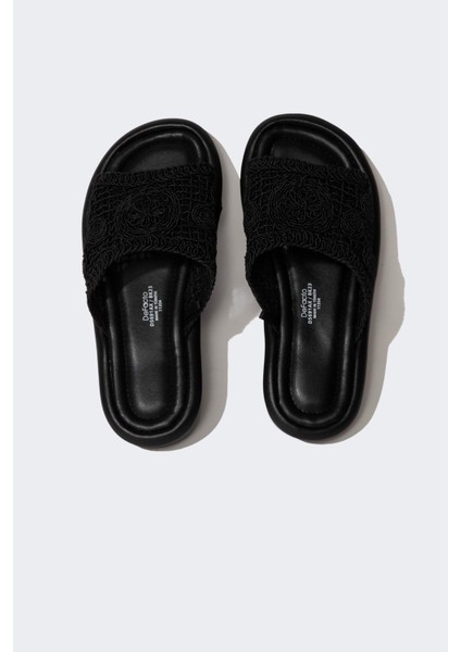 Kadın Düz Taban Tek Bantlı Terlik D5691AX24SM