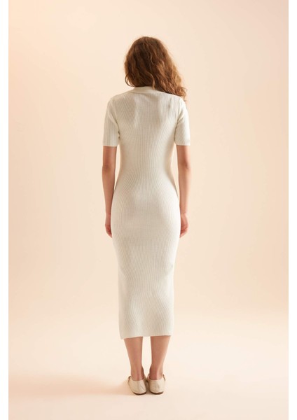 Fitted Polo Yaka Kısa Kollu Yırtmaçlı Midi Triko Elbise D4914AXNS