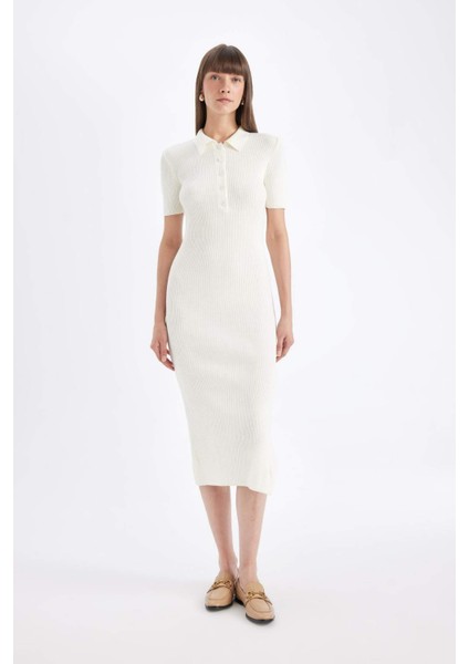 Fitted Polo Yaka Kısa Kollu Yırtmaçlı Midi Triko Elbise D4914AXNS
