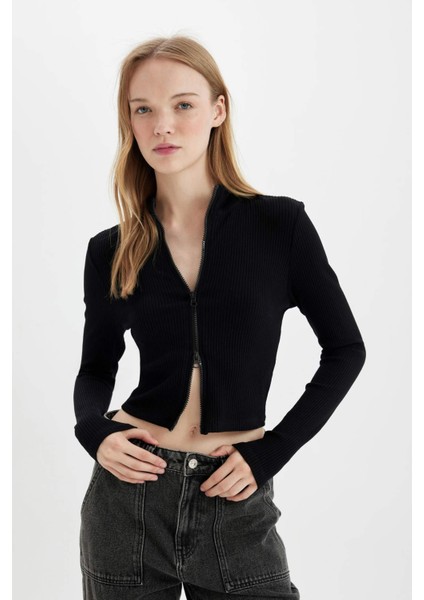 Fitted Dik Yaka Basic Düz Fermuarlı Fitilli Kaşkorse Crop Siyah Hırka D5124AX24AU