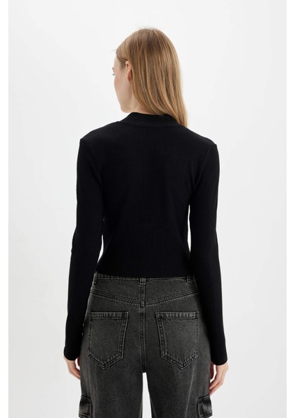 Fitted Dik Yaka Basic Düz Fermuarlı Fitilli Kaşkorse Crop Siyah Hırka D5124AX24AU