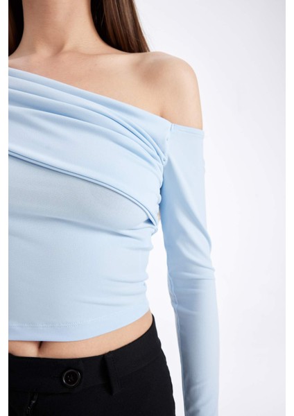 Slim Fit Dar Kesim Omzu Açık Basic Düz Uzun Kollu Bluz D4559AX24AU