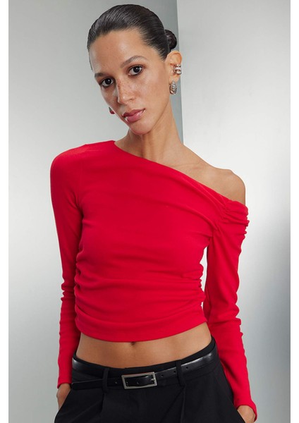Kırmızı Slim Fit Dar Kesim Tek Omuzlu Ribana Basic Düz Uzun Kollu Tişört D4970AX24AU