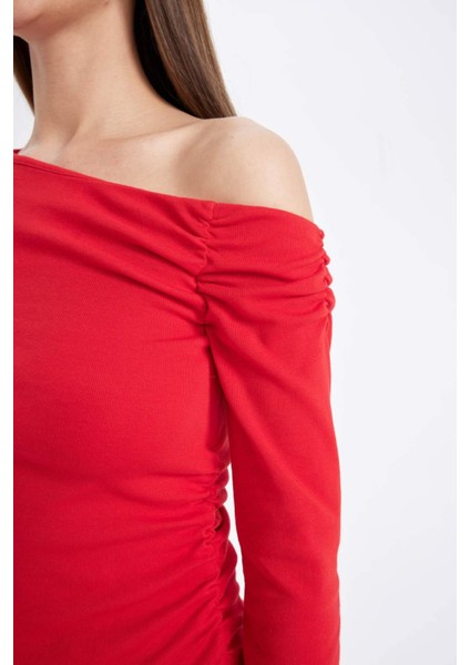 Kırmızı Slim Fit Dar Kesim Tek Omuzlu Ribana Basic Düz Uzun Kollu Tişört D4970AX24AU