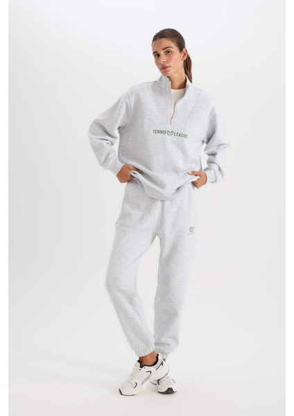 Fit Sporcu Jogger Eşofman Altı Standart Fit Standart Boy Beli Paçası Lastikli Cepli Bağcıklı