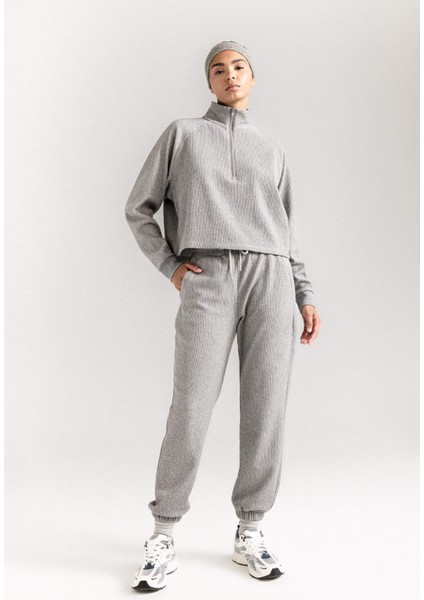 Fit Fermuarlı Dik Yaka Sporcu Sweatshirt D1703AX24AU