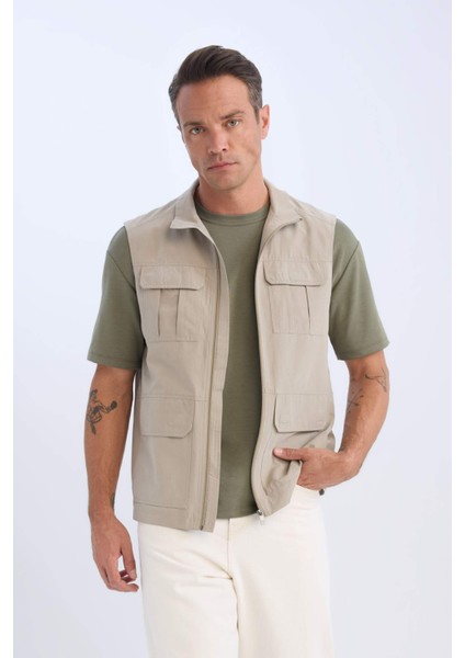 Regular Fit Dik Yaka Fermuarlı Cepli Yelek D6289AX25SP