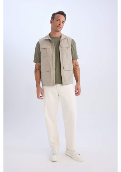 Regular Fit Dik Yaka Fermuarlı Cepli Yelek D6289AX25SP