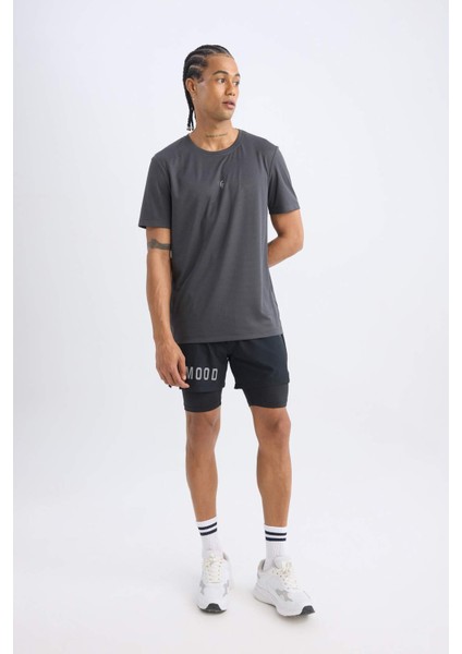 Slim Fit Dar Kesim Fermuarlı Telefon Cepli Sporcu Taytlı Şort Z2147AZ25SP