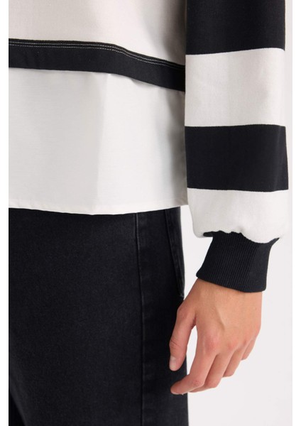 Relax Fit Polo Yaka Çizgili Kalın Sweatshirt