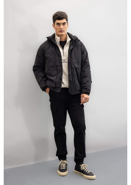 Regular Fit Kapüşonlu Fermuarlı Cepli Mont D6010AX24WN