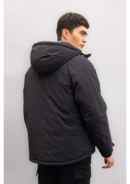 Regular Fit Kapüşonlu Fermuarlı Cepli Mont D6010AX24WN