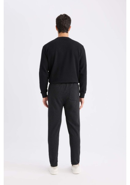 Pike İnce Eşofman Altı Slim Fit Dar Kesim Düz Paça Beli Bağcıklı Cepli R9261AZ24AU