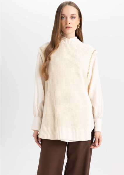 Yarım Balıkçı Yaka Basic Düz Yan Yırtmaçlı Triko Süveter D5022AX24AU