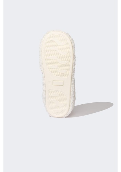 Kadın Pelüş Ev Terliği