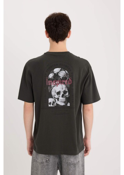 %100 Pamuk Boxy Fit Bisiklet Yaka Sırt Baskılı Kısa Kollu Tişört