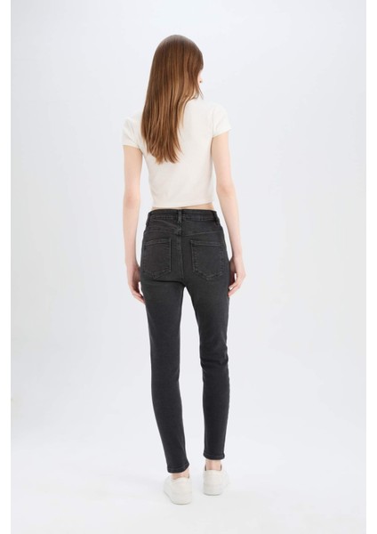 Skinny Fit Yüksek Bel Düz Paça Uzun Jean Kar Yıkamalı Pantolon D6601AX25SP