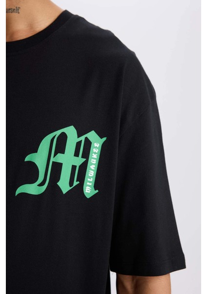 Fit NBA Milwaukee Bucks Oversize Geniş Kalıp Bisiklet Yaka Kısa Kollu Tişört B3910AX25SP