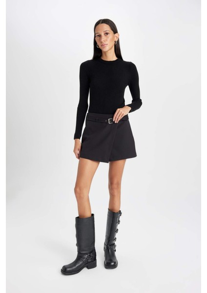 A Kesim Yüksek Bel Kemerli Asimetrik Şort Etek D6448AX24HS