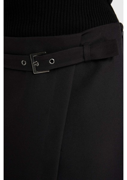 A Kesim Yüksek Bel Kemerli Asimetrik Şort Etek D6448AX24HS