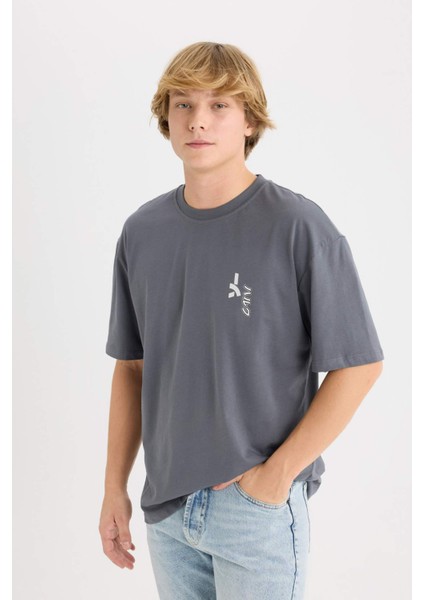 %100 Pamuk Marvel Boxy Fit Bisiklet Yaka Sırt Baskılı Kısa Kollu Tişört D6784AX25SP