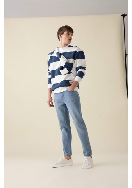 Slim Tapered Fit Dar Kalıp Normal Bel Daralan Paça Jean Pantolon C4220AX24AU