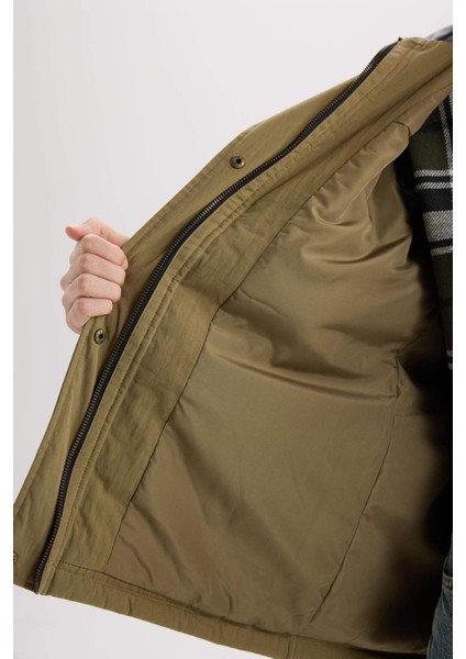 Polo Yaka Mont Fermuar Çıtçıtlı Cepli Mevsimlik Pamuklu D6745AX24AU