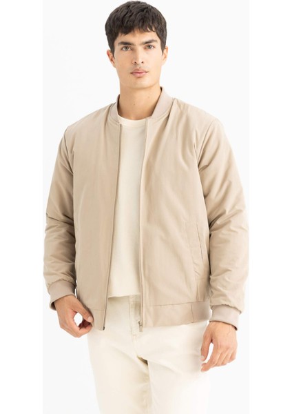 Su Geçirmez Regular Fit Bomber Kolej Yaka Fermuarlı Çift Cepli Mevsimlik Hafif Mont D5976AX24WN