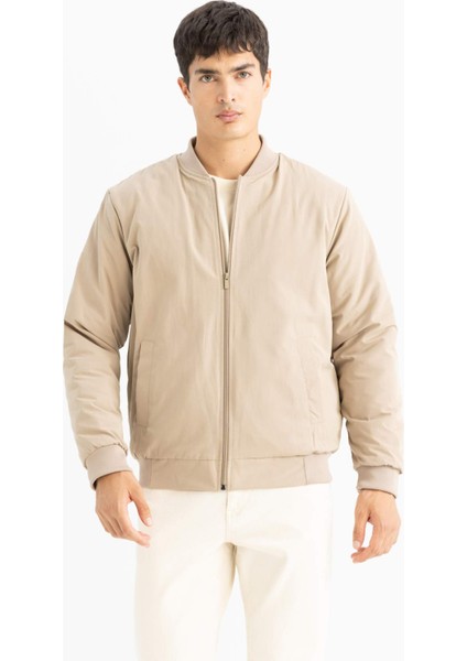 Su Geçirmez Regular Fit Bomber Kolej Yaka Fermuarlı Çift Cepli Mevsimlik Hafif Mont D5976AX24WN